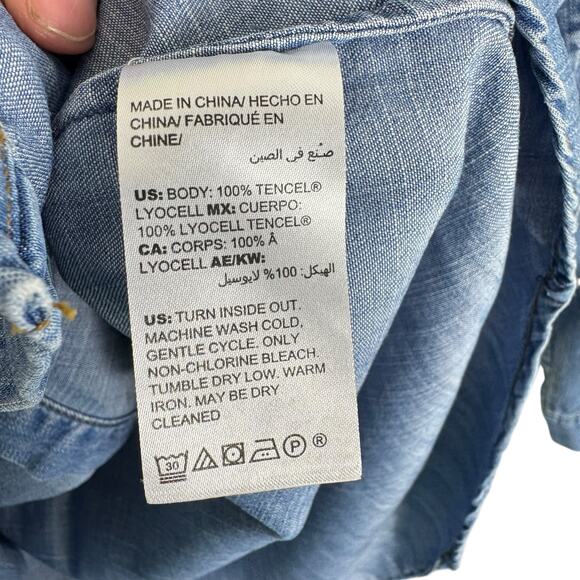 Chico's Tencel Collared Roll Tab Sleeve Lightweight Button Up Shirt Size SP - Picture 7 of 7